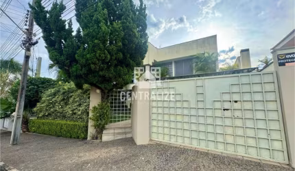 LOCAÇÃO- SOBRADO COMERCIAL E RESIDENCIAL EM PONTA GROSSA.