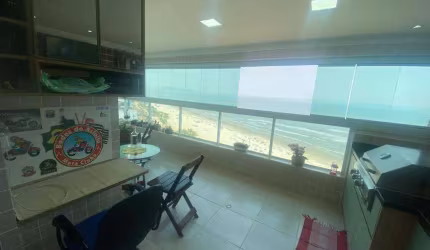 Apartamento Frente Mar de alto padrão com 3 dorm(s) e porteira fechada em Praia Grande/SP.