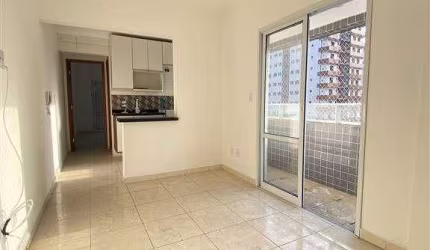Apto. 1 dormitório,40m², com sacada, Excelente localização  no Boqueirão  em Praia Grande- SP.