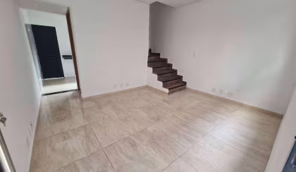 Sobrado novo 2 dorm(s) em condomínio , 1 vaga - Aviação em Praia Grande/SP