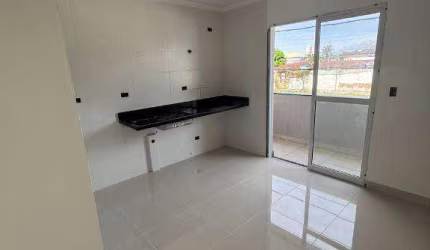 Casa de 2 dorm(s), sendo 1 suíte, em condominio,  superior com sacada frente rua no Boqueirão em Praia Grande SP.