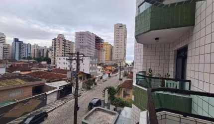Apartamento de 2 dormitórios com sacada, vista mar,  na Aviação em Praia Grande .