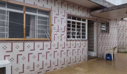 CASA TÉRREA COM 03 DORMITÓRIOS À VENDA NA VILA MARIA - SP.