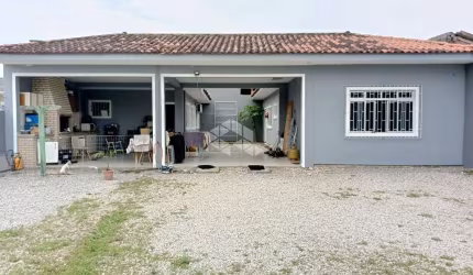DUAS CASAS NO MESMO TERRENO EM BIGUAÇU - SC Á VENDA POR R$ 700.000,00.