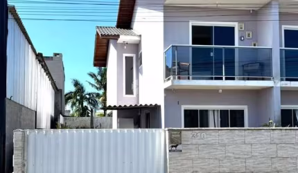 CASA SOBRADO COM 2 DORMITÓRIOS/QUARTOS SENDO DUAS SUÍTES EM PALHOÇA SC, BAIRRO BARRA DO ARIRIÚ À VENDA POR R$ 392.000,00.