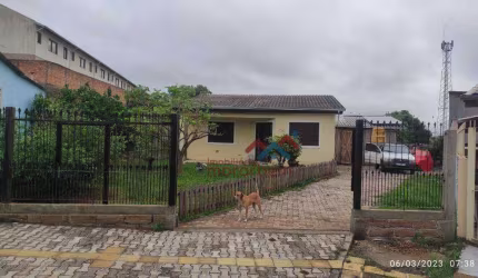 Casa com 3 dormitórios à venda, 110 m² por R$ 430.000,00 - Olaria - Canoas/RS