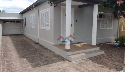 Casa com 3 dormitórios à venda, 180 m² por R$ 900.000,00 - Centro - Canoas/RS