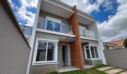 Casa com 2 dormitórios à venda, 102 m² por R$ 480.000,00 - São José - Canoas/RS
