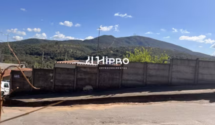 LOTE DE 245M2 PROX. AO CENTRO