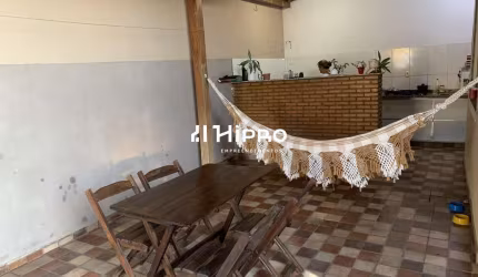 Casa 3 dormitórios à venda Centro Mateus Leme/MG