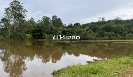 Chácara/ Fazendinha de 20.000m² em Itatiaiuçu - Natureza, Espaço e Tranquilidade