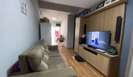 Casa no Amarilis: 2 Quartos (1 Suíte), Mezanino e Pátio Amplo!