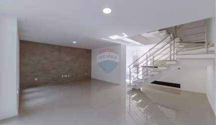 Casa 3 quartos com área gourmet e churrasqueira e hidromassagem jacuzzi