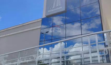 Ótimo apartamento de 2 qrtos com localização excelente