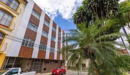 Oportunidade!!!! Excelente apartamento 2 quartos no Centro.
