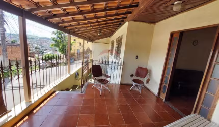 Casa espaçosa e confortável no bairro Ipiranga