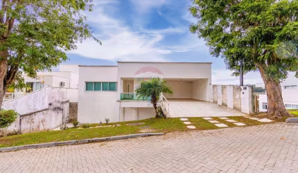 Casa Com 5 quartos no Condomínio Granville
