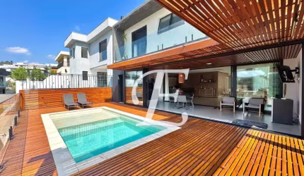 Casa com 4 dormitórios à venda, 574 m² por R$ 5.650.000 - Condominio Itahyê- Alphaville - Santana de Parnaíba/SP