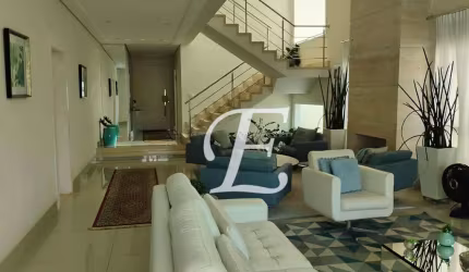Casa de Alto Padrão à Venda no Condomínio Gênesis 1 – 4 Suítes, Piscina e Área Gourmet