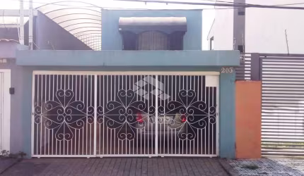 SOBRADO BAETA NEVES PRÓXIMO À AV. GETULIO VARGAS