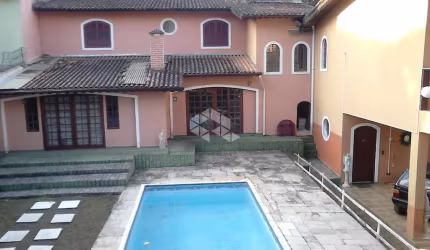 Sobrado venda Praia Vermelha 4 quartos 5 vagas documentação ok