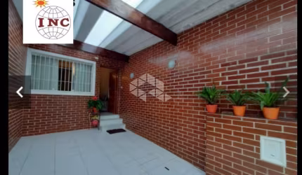 Excelente  sobrado com terreno 81,55 m² e 122,73 m² de área construída.