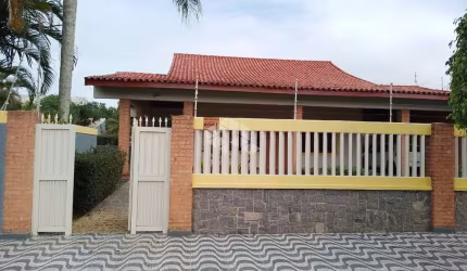 CASA ALTO PADÃO NA PRAIA