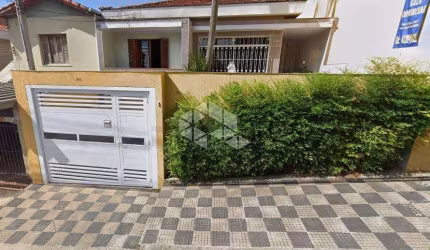 CASA TÉRREA VILA LUSITANIA