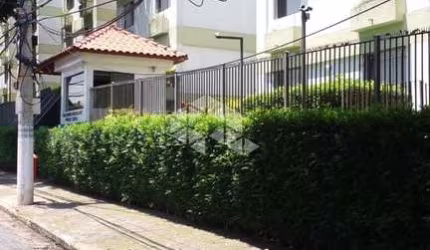 Apartamento Bairro Suiço, Vago, Térreo.