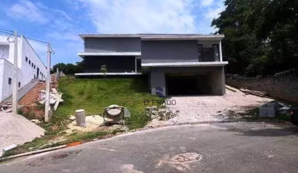 Casa nova a venda  em condomínio