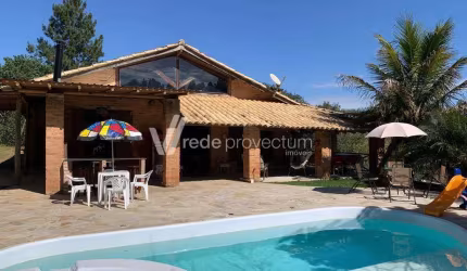 Casa com 3 quartos para alugar na Professora Lydia Abdalla, s/n°, Joaquim Egídio, Campinas, 300 m2 por R$ 6.500