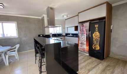 Apartamento à venda em Praia Grande, Guilhermina, com 2 quartos