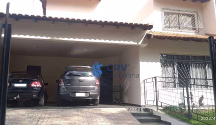 Sobrado à venda, 204 m² por R$ 750.000,00 - Jardim Adriana I - Londrina/PR