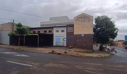 Salão à venda, 200 m² por R$ 740.000,00 - Centro - Londrina/PR
