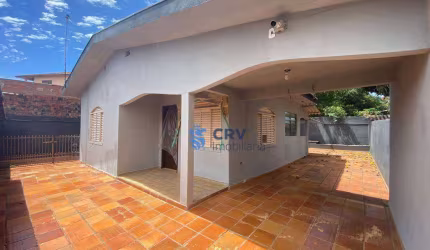 Casa com 2 dormitórios para alugar, 70 m² por R$ 1.800,00/mês - Vila Matarazzo - Londrina/PR