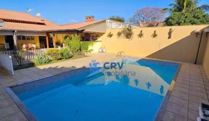 Casa com 3 dormitórios à venda, com piscina  184 m² por R$ 800.000 - Vila Casoni - Londrina/PR