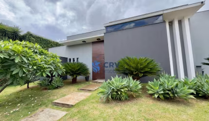 Casa a venda no Condomínio Petit Ville