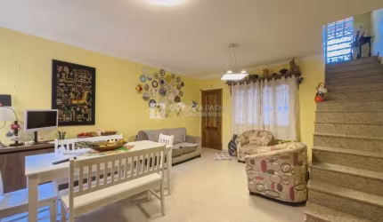 Casa com 4 quartos à venda na Avenida Wallace Simonsen, 1036, Nova Petrópolis, São Bernardo do Campo por R$ 840.000