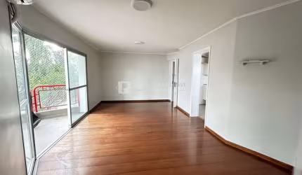 Apartamento com 3 quartos à venda na Rua das Hortênsias, 609, Mirandópolis, São Paulo por R$ 950.000