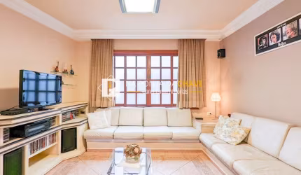 Casa com 4 quartos à venda na Alameda Dona Tereza Cristina, 970, Nova Petrópolis, São Bernardo do Campo por R$ 1.275.000