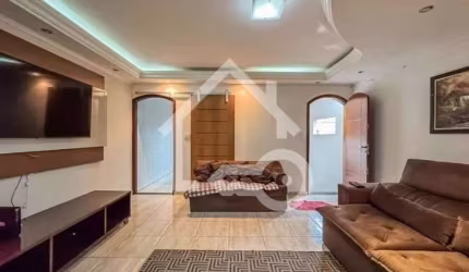 Casa com 5 quartos à venda na Rua Giuseppe Tosi, 219, Demarchi, São Bernardo do Campo por R$ 774.000
