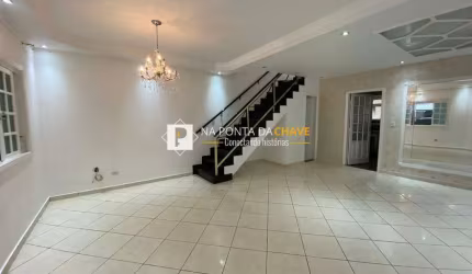 Casa com 3 quartos para alugar na Rua Antônio Fregonesi, 14, Nova Petrópolis, São Bernardo do Campo por R$ 4.200