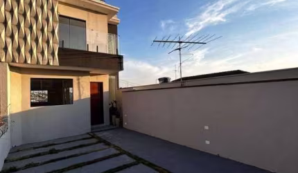 Sobrado com 3 dormitórios à venda, 101 m² por R$ 570.000,00 - Vila Lavínia - Mogi das Cruzes/SP