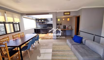 Vende cobertura triplex mobiliada em Moema.
