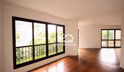 Vende apartamento com 210m², 3 suítes e 3 vagas, na Vila Nova Conceição.