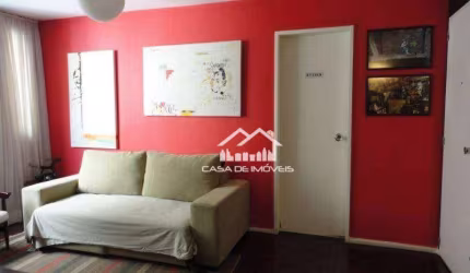 Vende apartamento com 3 dormitórios próximo ao metrô Eucaliptos.
