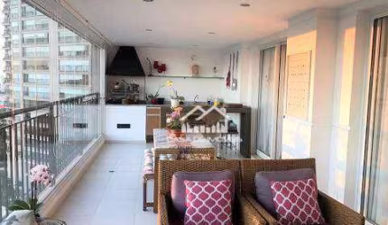Vende apartamento com 247m², 4 suítes e lazer clube no Panamby.