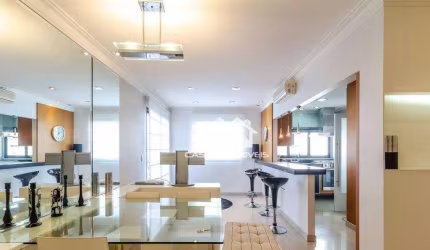 Vende lindo apartamento mobiliado com 82m² na Vila Olímpia.