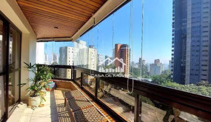 Vende apartamento com 176m² no Morumbi.