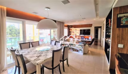 Vende lindo apartamento com 129m², 3 suítes e varanda gourmet no Panamby.